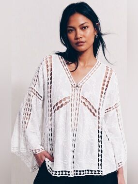 Rachel Zoe White Lace Kimono | Artisan Shell Closure Clip NWT